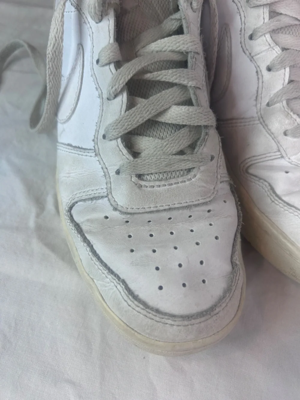 Nike Court Borough Low 2 Youth size 6